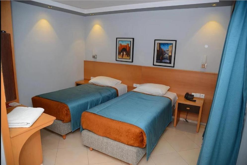 Hotel Al Amal Tiznit Exterior photo
